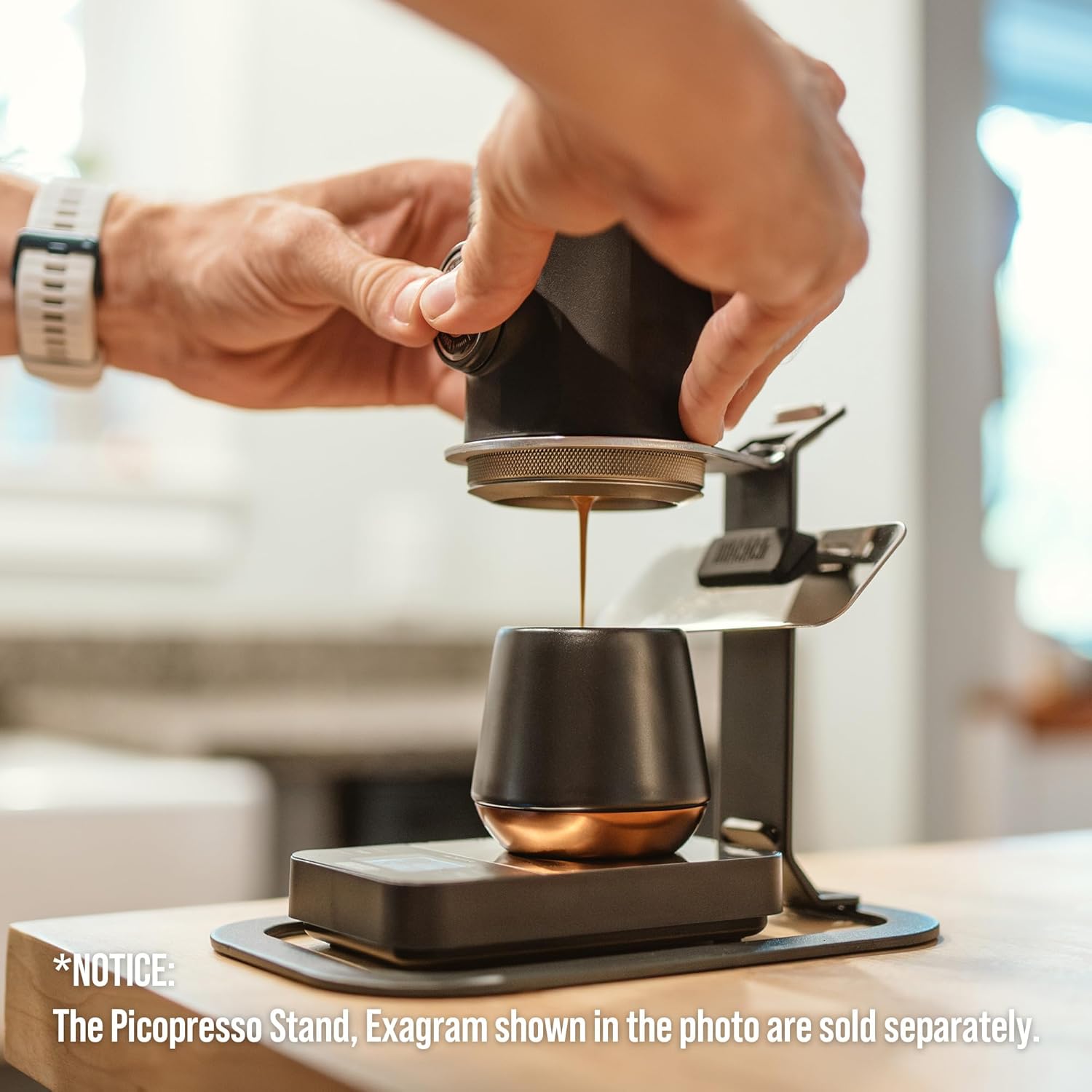 WACACO Přenosný kávovar na espresso Picopresso s pouzdrem, profesionální vysoce kvalitní kávovar, kompatibilní s ultra jemně mletou kávou, rýžovou kávu, manuální, šedý